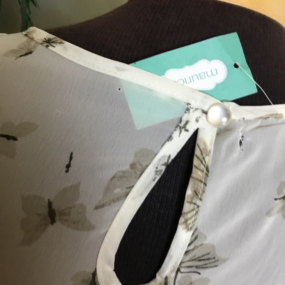 SOLD MAURICE’S NWT small sheer butterfly tank - Picture 6 of 13